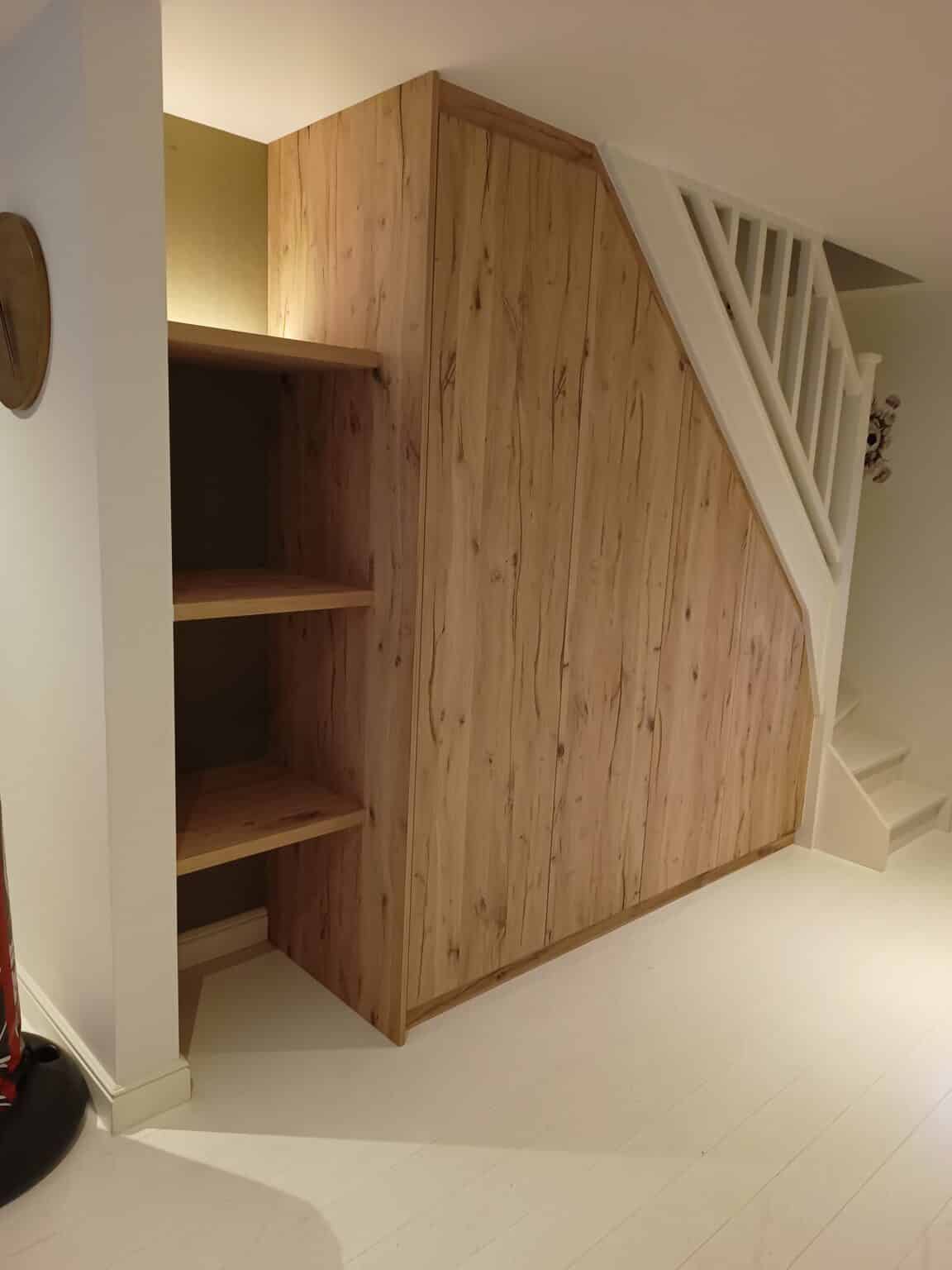 Kast onder trap